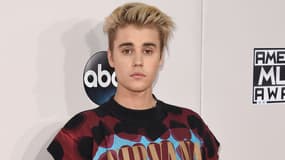 Justin Bieber lors des American Music Awards à Los Angeles le 22 novembre 2015 