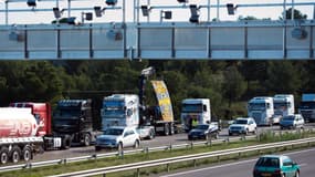 Quatre portiques écotaxe ont déjà été installés sur le périphérique parisien. 