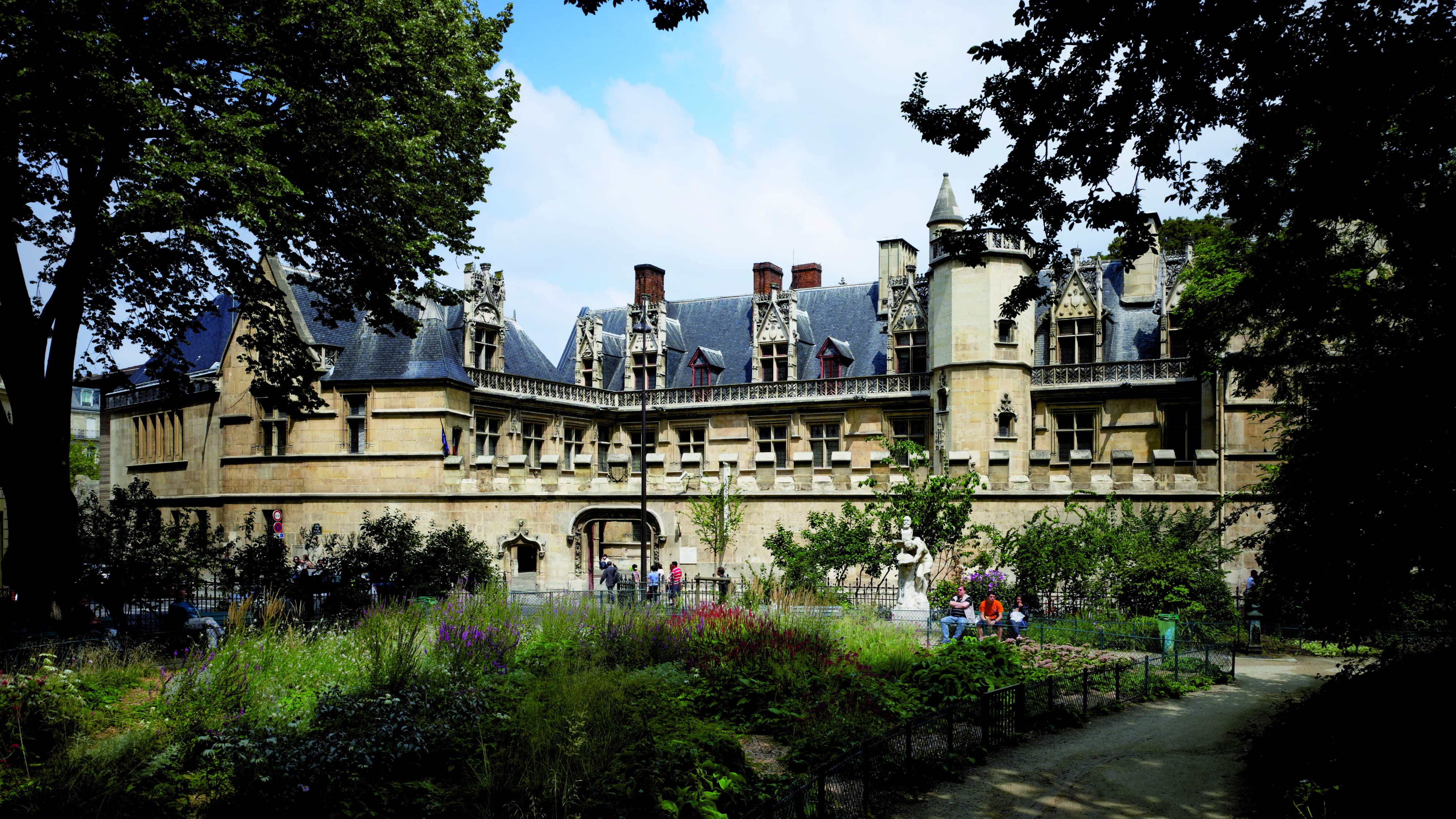 Donnez Ce Chemin Pour Le Logo Du Musée De Cluny