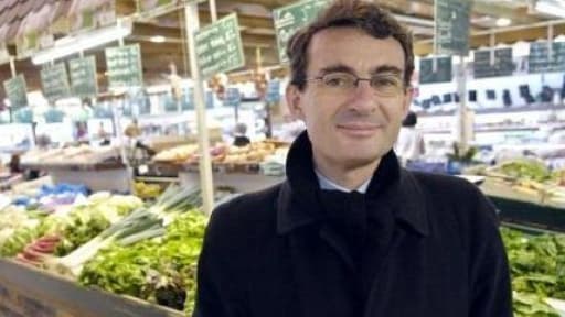 Jean-Christophe Fromantinpropose de créer 8 grands pôles territoriaux à la place des 22 régions actuelles.