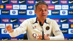 Luis Enrique, entraîneur du PSG, à Poissy le 25 août 2023