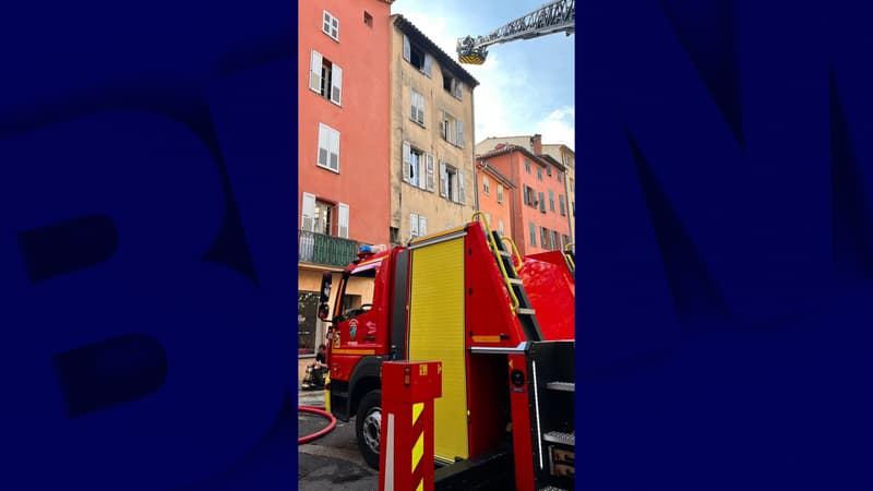 L'incendie a eu lieu place aux Herbes à Grasse mercredi 10 mai 2022.