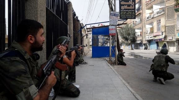 Dans les rues d'Harasta, près de Damas en Syrie.