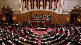 Plusieurs sénateurs UMP sont soupçonnés d'avoir détourné des fonds publics.