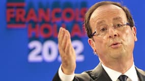 François Hollande a endossé lundi les habits de possible futur chef des armées en déroulant une journée de campagne sur le thème de la défense dans le Finistère, où il a visité la base sous-marine ultra-secrète de l'Ile Longue. S'il entre à l'Elysée en ma