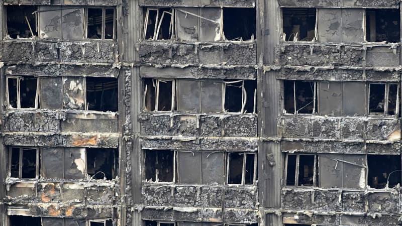 Vestiges de la Grenfell Tower à Londres après l'incendie meurtrier du 14 juin 2017