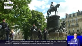 "Faidherbe doit tomber": manifestation à Lille pour le retrait de la statue du général