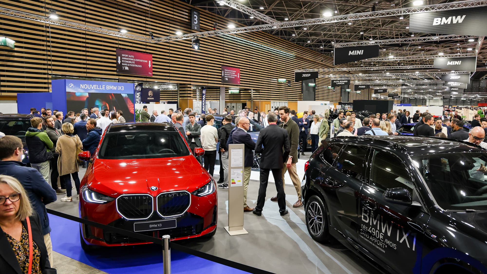 BMW est venu avec son tout nouveau SUV iX3.