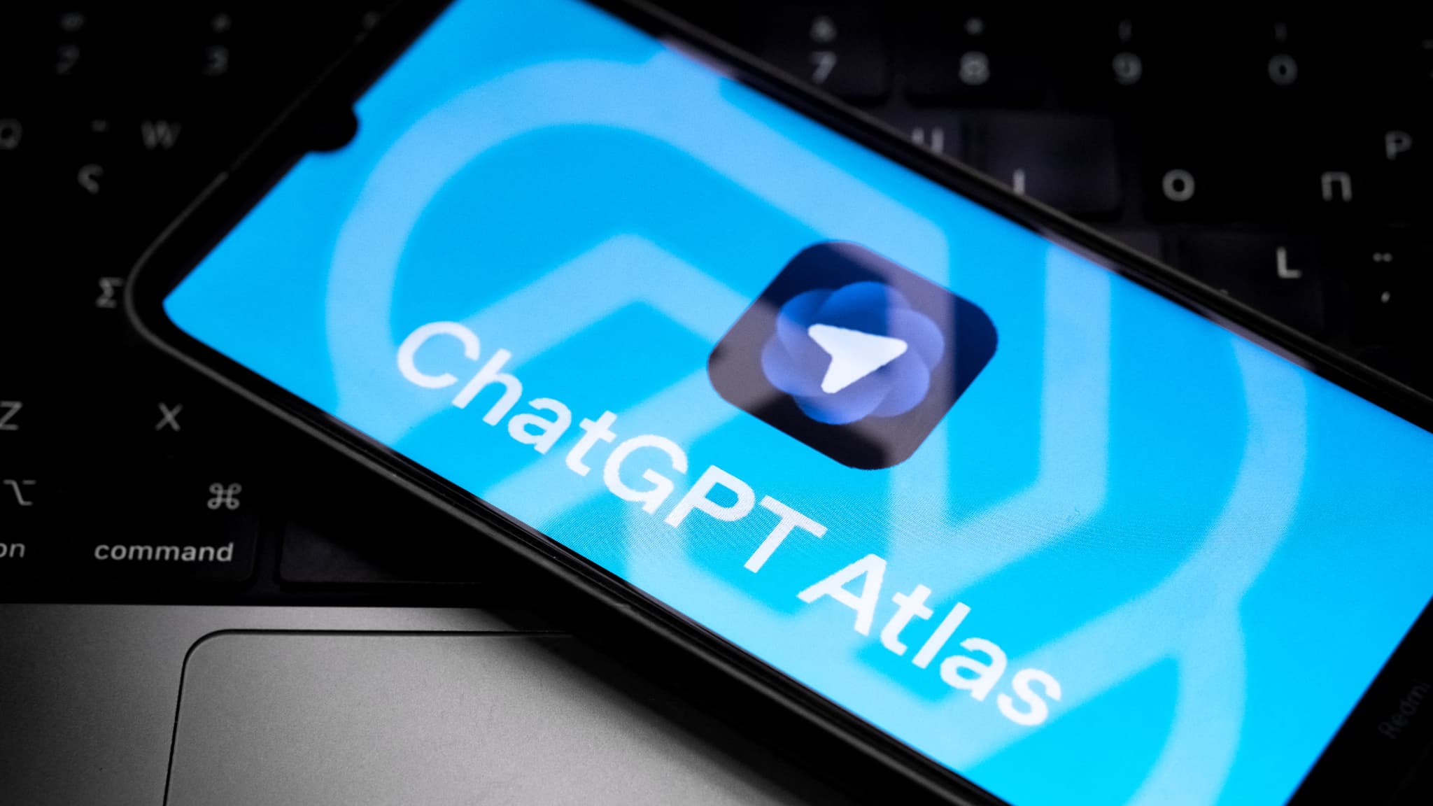 OpenAI, Atlas Tarayıcısını Kapatıyor, Bazı Özellikler ChatGPT'ye Entegre Ediliyor