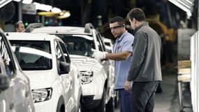 Une ligne d'assemblage de l'usine Renault de Curitiba au Brésil.