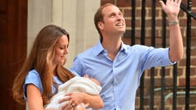 Le bébé royal, qui n'a pas encore de nom, a été présenté au public.