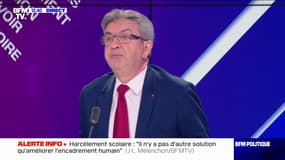 "Le problème de l'école ce n'est pas l'abaya, c'est le manque de professeurs", estime Jean-Luc Mélenchon