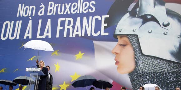"Non à Bruxelles, Oui à la France", est le slogan du FN pour les européennes. "Non à Bruxelles, Oui à la France", est le slogan du FN pour les européennes.