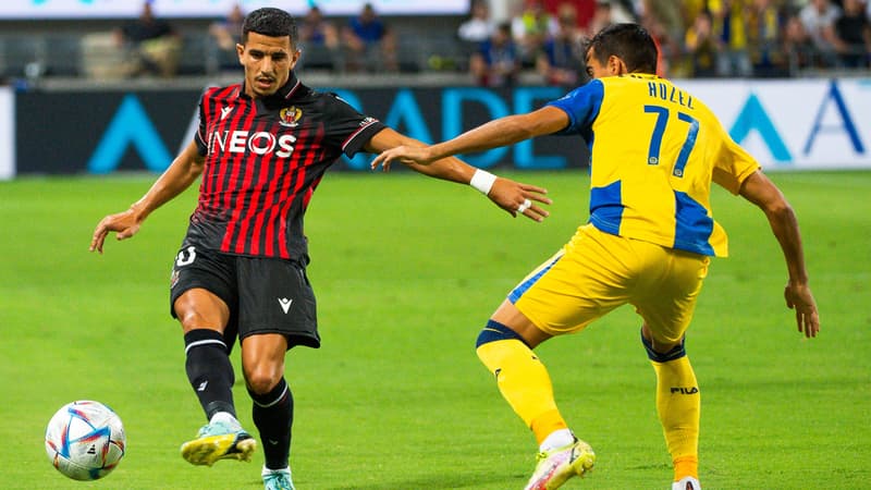Youcef Atal lors du match Maccabi Tel Aviv-OGC Nice, à Tel Aviv le 18 août 2021