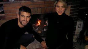 Photo du couple postée sur le compte Twitter de Gérard Piqué.