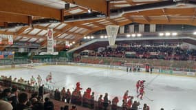 La patinoire René Froger à Briançon (illustration). 