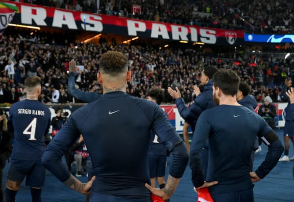 Messi et Neymar sont allés voir les supporters parisiens