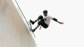 Tony Hawk dans un skatepark de San Diego, en Californie, le 1er juin 2013