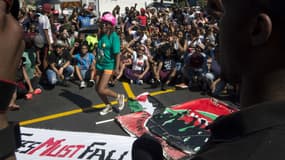 Les étudiants sud-africains manifestent depuis jours contre l'augmentation des frais d'inscription à l'université.