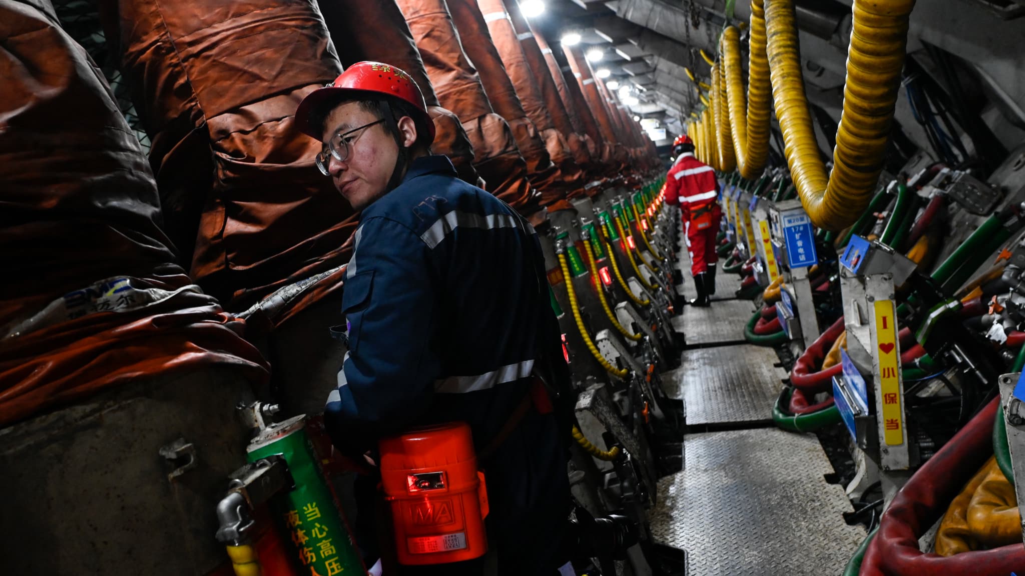 Kritik minerallerin çıkarılması ve rafine edilmesi dünyada 'giderek daha yoğunlaşıyor' (AIE)