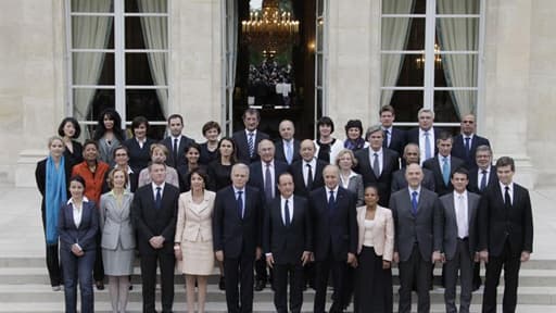 Le président, le Premier ministre et le gouvernement.