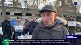 Paris: une partie des salariés des bateaux mouches en grève