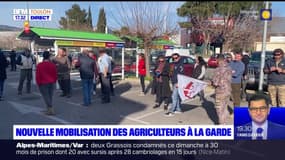 Colère des agriculteurs: près d'une vingtaine d'agriculteurs rassemblés devant un magasin de La Garde