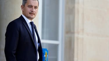 Le ministre de l'Intérieur Gérald Darmanin à la sortie du palais de l'Elysée le 26 octobre 2022 à Paris 
