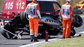 La Force India de Sergio Perez après son accident