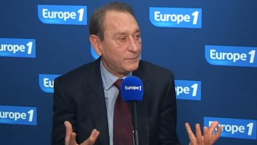 Celui qui fut le deuxième homme politique français à rendre publique son homosexualité s'est dit "très hostile à la gestation pour autrui".