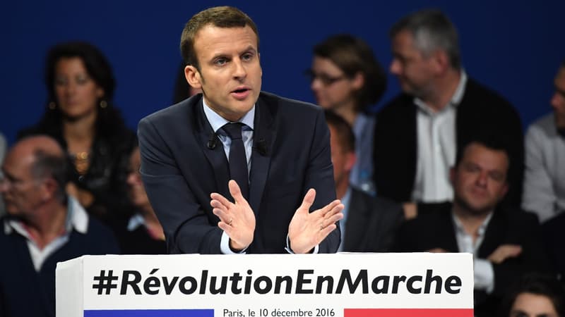 Emmanuel Macron veut que "tous les travailleurs du pays aient la possibilité d'être couverts contre les risques". 