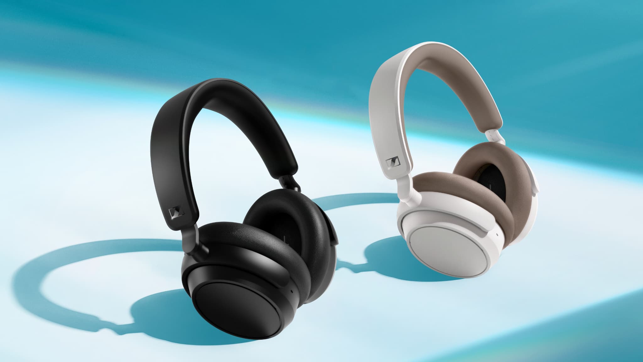 L'Accentum Plus est disponible en noir ou en blanc