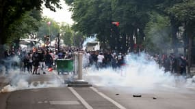 Des débordements sur les Champs-Elysées à Paris, le 1er juin 2025