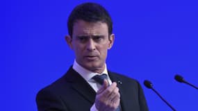 Selon Manuel Valls, "il faut bien sûr chercher à comprendre" les mécanismes de radicalisation 