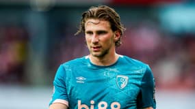 Le défenseur ukrainien Illia Zabarnyi avec Bournemouth en mai 2025