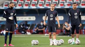 Benzema, Griezmann et Mbappé à l'échauffement
