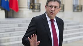 Jean-Luc Mélenchon le 25 juin 2016 à la sortie de l'Elysée, le lendemain du Brexit