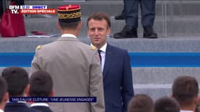 14-Juillet: Emmanuel Macron remercie le général Christophe Abad pour le défilé