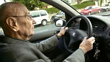Le débat sur la conduite des personnes âgées revient à chaque fait divers.