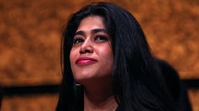 L'avocate franco-palestinienne et fondatrice de l'Observatoire des Camps de Refuges (OCR) et inscrite sur la liste du parti de gauche "La France Insoumise" (LFI) pour les prochaines élections au Parlement européen, Rima Hassan assiste à une réunion du parti avant les élections, à Montpellier, dans le sud-ouest de la France, le 14 avril 2024