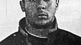 Mehdi Nemmouche, ici le 1er juin 2014, projetait un attentat à Paris, sur les Champs-Elysées.