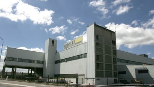 L'usine de Flins (Yvelines) serait l'un des deux sites qui pourraient accueillir la production de la berline de Nissan