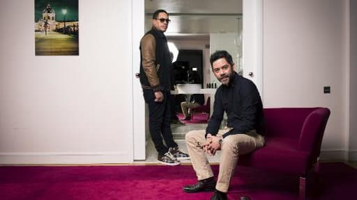 Le chanteur Joey Starr (g) et l'acteur Manu Payet, le 27 mars 2015 à Paris