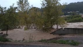 Inondations à Taradeau dans le Var - Témoins BFMTV