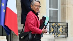 La Première ministre Elisabeth Borne à la sortie du Conseil des ministres, le 26 septembre 2022 à l'Elysée, à Paris