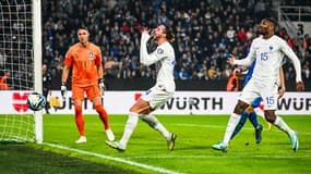 La frustration d'Adrien Rabiot sur une action lors de Grèce-France (2-2, qualifs Euro 2024), le 21 novembre 2023
