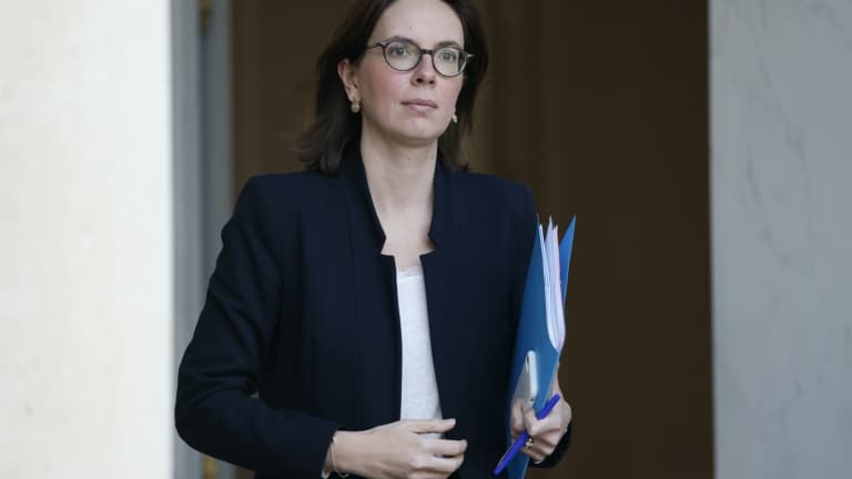 La ministre de la Transformation et de la Fonction publiques, Amélie de Montchalin, le 9 mars 2022 à la sortie du palais de l'Elysée
