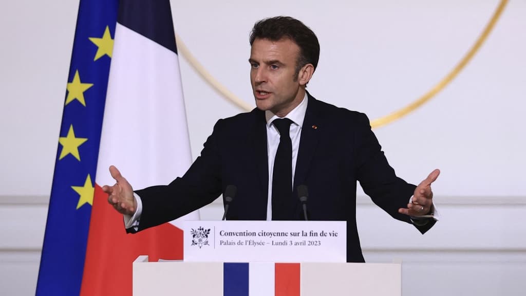 Fin De Vie Emmanuel Macron Veut Un Projet De Loi D Ici La Fin De L T