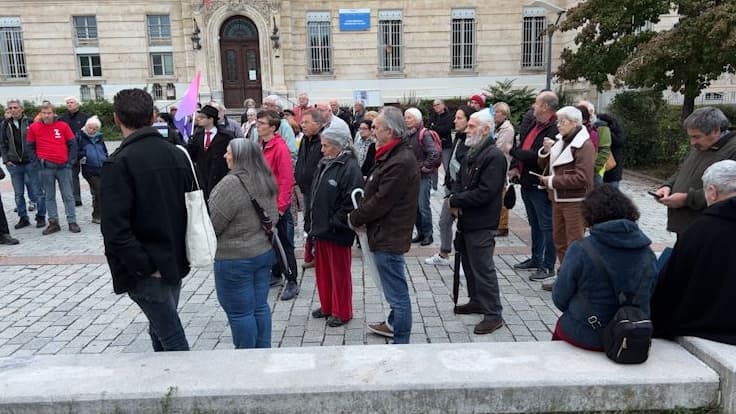 80 personnes mobilisées en soutien aux victimes palestiniennes et israéliennes.