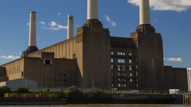 L'usine de Battersea apparaît dans le film "Help!" des Beatles et en couverture du disque "Animals" de Pink Floyd.